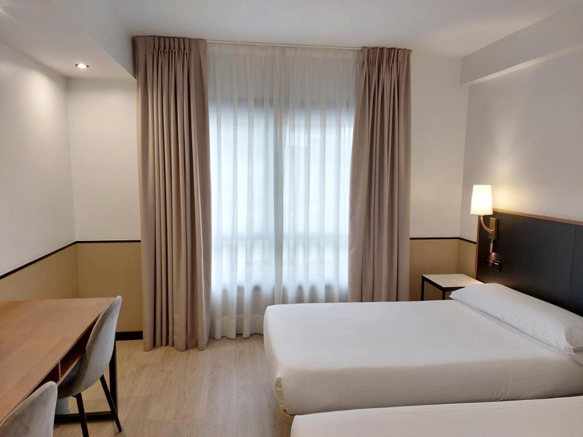 HOTEL COSTA ATLÁNTICA ARTEIXO 2* (Espanha) - de € 77 | BOOKED